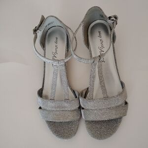 Brand New Never Worn Alora Easy street Silver Strappy Sandals.